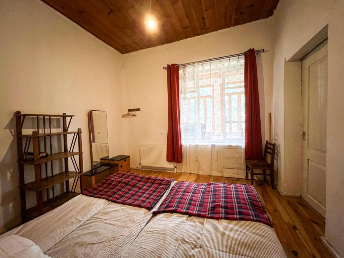 Guest House Svan-Ski เมสเตีย ภายนอก รูปภาพ