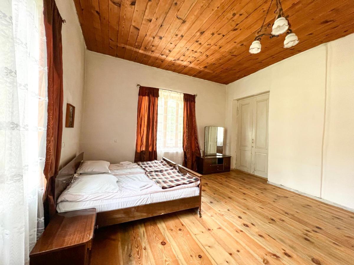 Guest House Svan-Ski เมสเตีย ภายนอก รูปภาพ