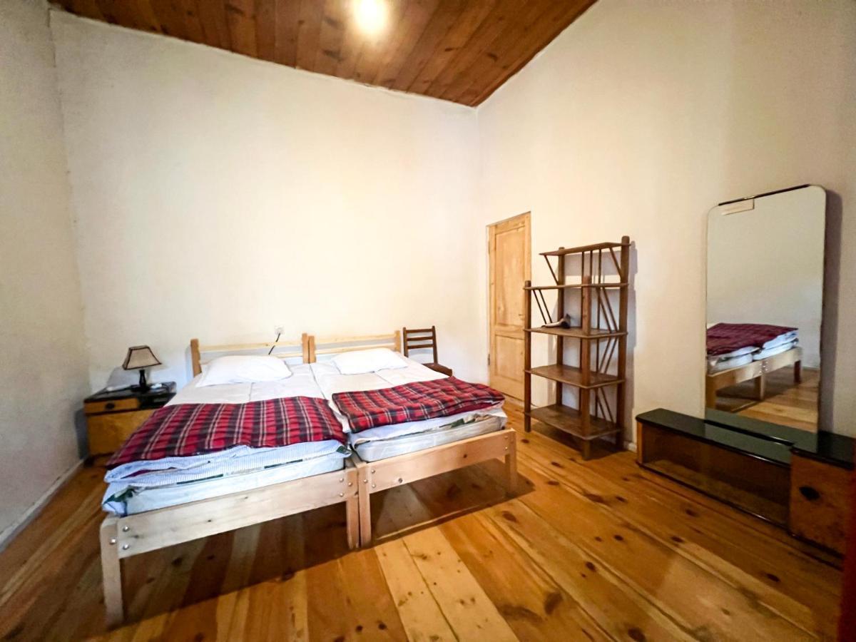 Guest House Svan-Ski เมสเตีย ภายนอก รูปภาพ