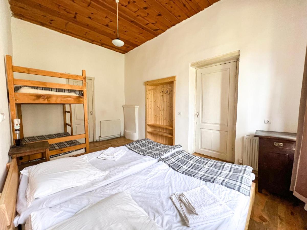 Guest House Svan-Ski เมสเตีย ภายนอก รูปภาพ