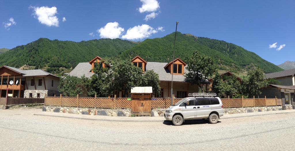Guest House Svan-Ski เมสเตีย ภายนอก รูปภาพ